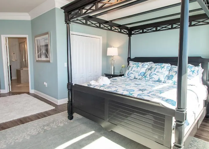 Paradise Cove Townhome 145-3 - Premium Waterfront Community