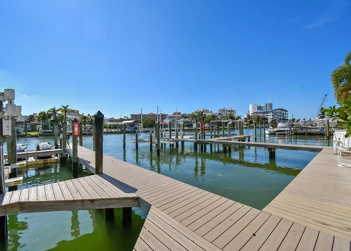Paradise Cove Townhome 145-3 - Premium Waterfront Community Villa *